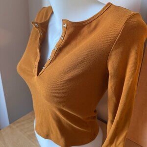 Burnt Orange Forever 21 Henley Slightly Cropped Long Sleeve Shirt (Size M)